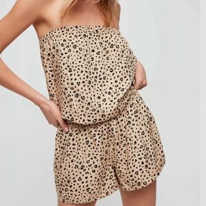 Aritzia‎ Sunday Best Leopard / Cheetah Print Strapless Romper / Jumpsuit sz S